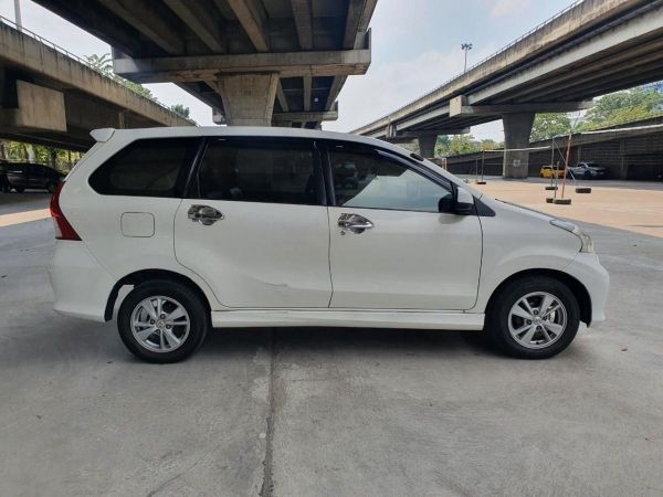 2012 Toyota Avanza 1.5 G AT รูปที่ 3