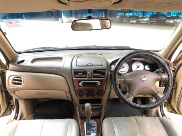 2004 Nissan Sunny 1.8 Super Neo AT รูปที่ 3