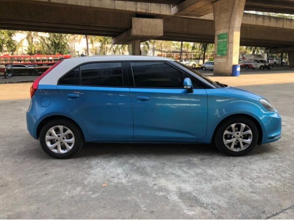 2015 MG 3 1.5 X Sunroof AT รูปที่ 3