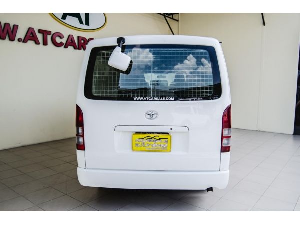 C4208 2014 Toyota Hiace 3.0 D4D Van รูปที่ 3