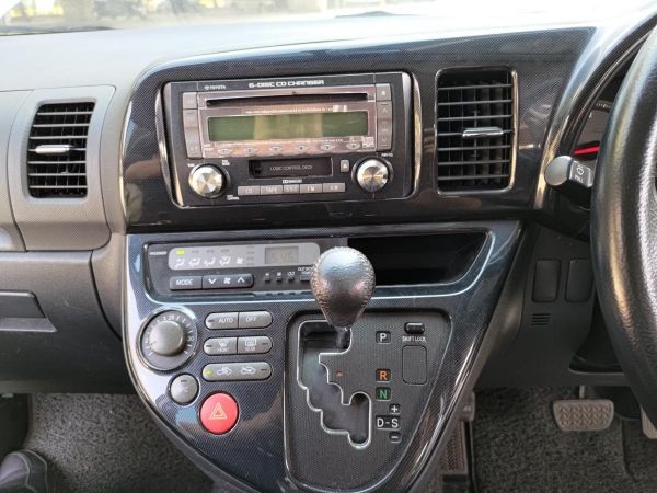 TOYOTA WISH 2.0 Q Auto 2004 รูปที่ 3