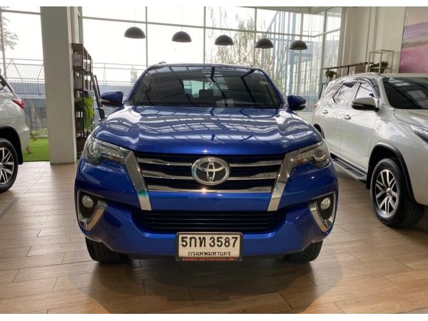 Toyota Fortuner 2.4V 2WD SUV AT 2016 รูปที่ 3