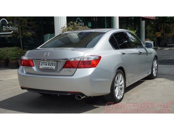 เครดิตดีจัดฟรีดาวน์ใช้เงินออกรถ 5000.-????  2013 HONDA ACCORD 2.4 EL ตัวท๊อปสุด รูปที่ 3