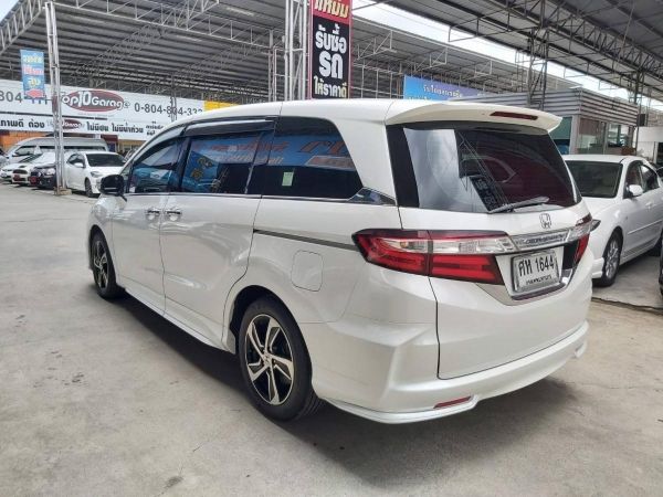 honda odyssey 2.4 ELX เนวิเกเตอร์ปี 2014 รุ่นท็อป มือเดียวออกห้างมีซันรูฟพวงมาลัย multi function กล้องรอบคัน 360 องศา สวยเดิมไม่เคยมีอุบัติเหตุค่ะ รูปที่ 3