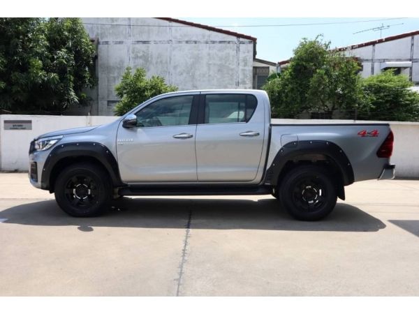 Toyota Revo 2.8G 4*4 A/T D-cab รูปที่ 3