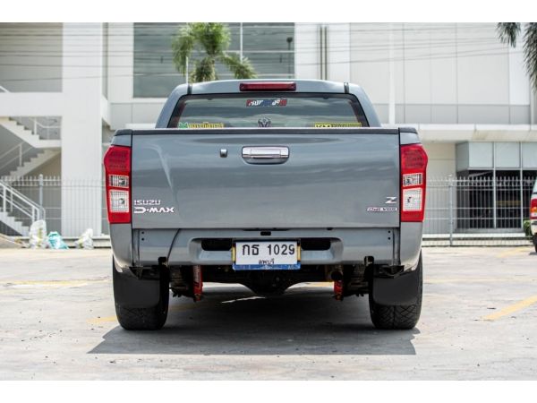 Isuzu D-Max 2.5 Hi-Lander Z Prestige Ddi VGS Turbo 2013รกระบะ จัดทรงอย่างสวย ฟรีแม็กเวลล์ ท่อเลส โช็คอัพเกรด รูปที่ 3