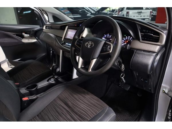 2018 Toyota Innova 2.8 Crysta G Wagon AT (ปี 16-20) B1838 รูปที่ 3