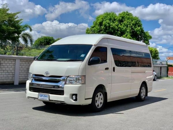 2019 TOYOTA COMMUTER 3.0 D4D AT รูปที่ 3