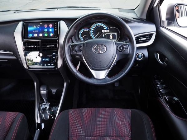 TOYOTA YARIS ATIV 1.2 S  เกียร์AUTO สภาพป้ายแดง รูปที่ 3