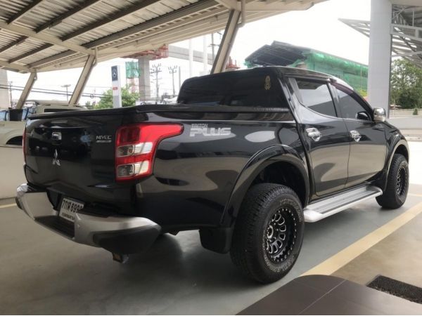 Mitsubishi Triton Plus 4dr GLS LTD สีดำ AUTO รูปที่ 3