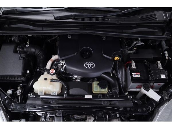 2018 Toyota Innova 2.8 Crysta V Wagon AT (ปี 16-20)  B1785 รูปที่ 3