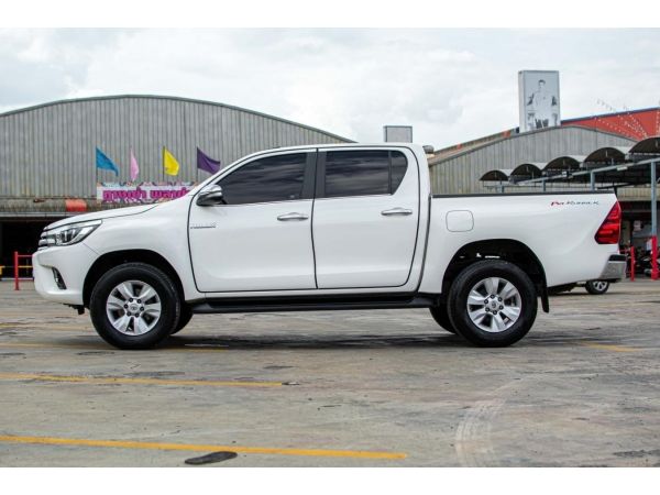 2017 Toyota Hilux Revo 2.4 DOUBLE CAB Prerunner G Pickup รูปที่ 3