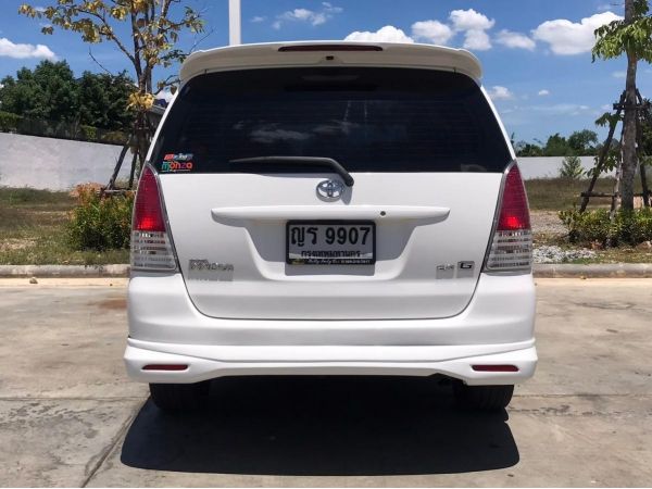 2011 TOYOTA INNOVA 2.0G  AUTO รูปที่ 3