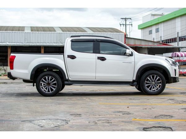 Isuzu D-MAX 1.9 Z hi-rider ดีเซล เนวิเกตอร์ MT ปี 2019 รูปที่ 3