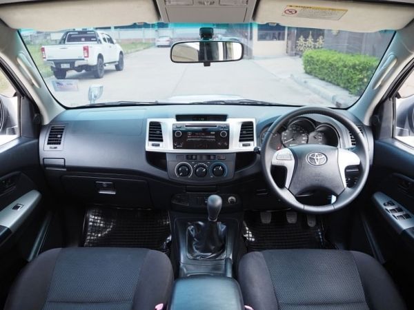 TOYOTA HILUX VIGO CHAMP DOUBBLECAB 2.5 E PRERUNNER  เกียร์MANUAL สภาพนางฟ้า รูปที่ 3