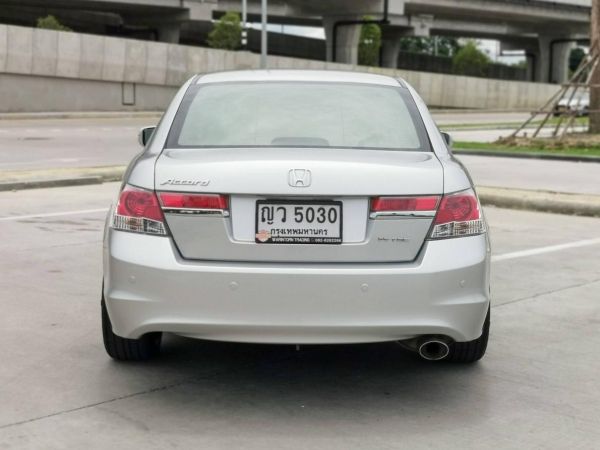 2011 HONDA ACCORD 2.0 E i-VTEC รูปที่ 3