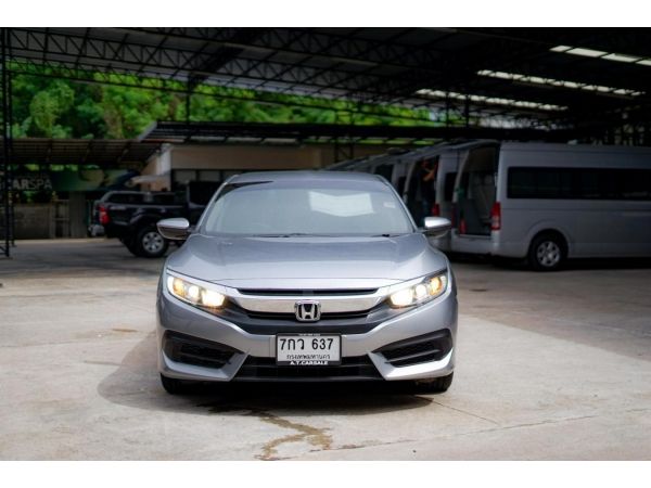 2018 Honda Civic 1.8 FC  E i-VTEC Sedan รูปที่ 3