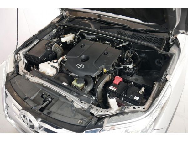 TOYOTA FORTUNER 2.4 V 2WD. AT 2019 รูปที่ 3