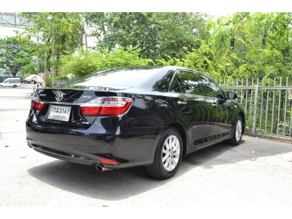 CAMRY 2.0 G ปี 18 version 2 รุ่นพิเศษเบาะส้มรถสวยมากไมล์แท้ 50,000 รูปที่ 3