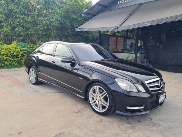 Mercedes-Benz E250 CGI BlueEFFICIENCY 1.8 W212 Avantgarde Sedan รูปที่ 3