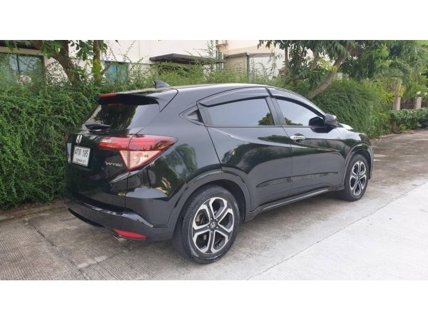 Honda HRV 1.8EL Sunroof 2015 สีดำ  เจ้าของขายเอง รูปที่ 3