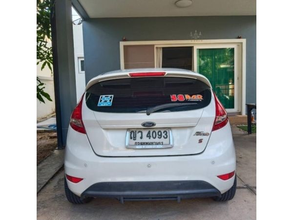 Ford Fiesta 1.6 Sport AT 5 ประตู สีขาว ปี 2011 (รถบ้านมือเดียวเจ้าของขายเอง) รูปที่ 3