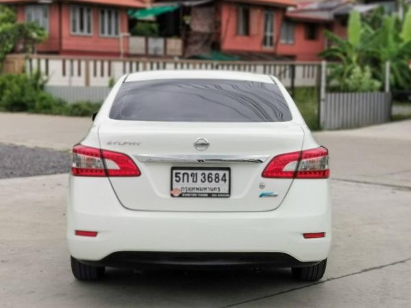 2013 NISSAN SYLPHY 1.6 E ผ่อนเพียง 5,xxx เท่านั้น ขับฟรี 90 วัน รูปที่ 3