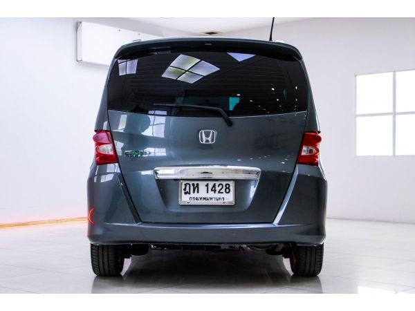 2010 HONDA FREED 1.5 E  ผ่อน 3,820 บาท จนถึงสิ้นปีนี้ รูปที่ 3