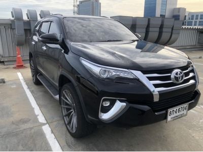 Fortuner 2.4V 4WD สีดำ ปี 2018 รูปที่ 3