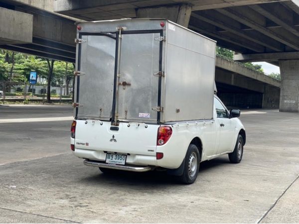 Mitsubishi TRITON 2.4CNG เกียร์ธรรมดา ปี2011 รถมือเดียว รูปที่ 3