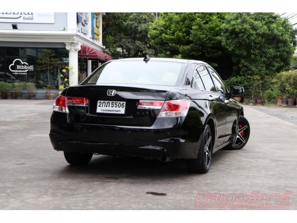 2011 HONDA ACCORD 2.0 EL *ขับฟรี 90 วัน *ฟรีดาวน์ แถมประกันภัย รูปที่ 3