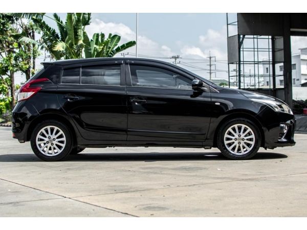 Toyota Yaris 1.2E 2014 ฟรีดาวน์ ขับฟรี60 วัน รูปที่ 3