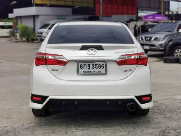 2017 TOYOTA  ALTIS 1.8 S ES SPORT เครดิตดีออกรถฟรีดาวน์ รูปที่ 3