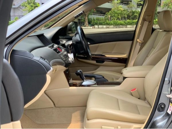 2008 Honda Accord 2.4 EL NAVI รูปที่ 3