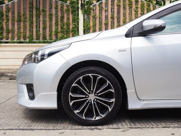 TOYOTA COROLLA ALTIS 1.8 ESport ปี 2014 จดปี 20 15 สภาพนางฟ้า รูปที่ 3