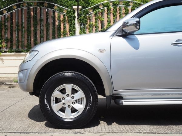 MITSUBISHI TRITON 2.4 GLS PLUS DOUBBLECAB ปี 2010 จดปี 2011 เกียร์ MANUAL สภาพนางฟ้า รูปที่ 3