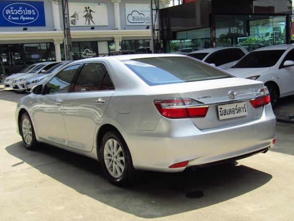 2015 TOYOTA CAMRY 2.0 G *ดบ.เริ่ม 2.79% ฟรีดาวน์ แถมประกันภัย รูปที่ 3