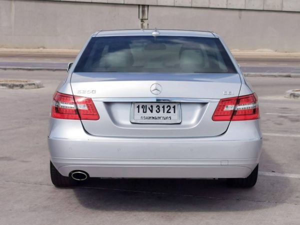 2012​ Mercedes-Benz  E-CLASS E250 1.8 CGI AVANTGARDE​ รูปที่ 3