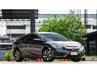 Honda Civic FC 1.8 E 2017 สีเทา รูปที่ 3