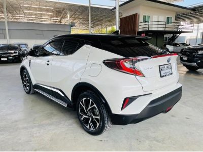 TOYOTA CH-R HV Mid ออโต้ ปี2019 รูปที่ 3