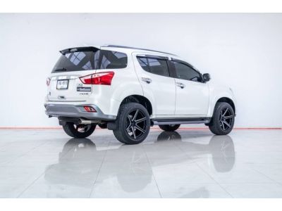 2017  ISUZU MU-X 3.0 DVD NAVI  ผ่อน 8,056 บาท 12 เดือนแรก รูปที่ 3