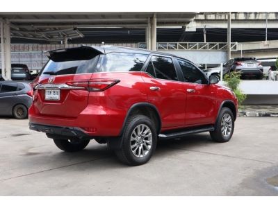 Fortuner 2.4 V ปี 20 รถทดลองขับจากโตโยต้ามอเตอร์ ฟรีดาวน์ ผ่อนเดือนละ 19,xxx.- รูปที่ 3