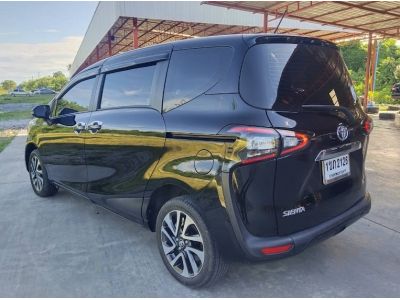 Toyota Sienta 1.5 V a/t .2021 รูปที่ 3