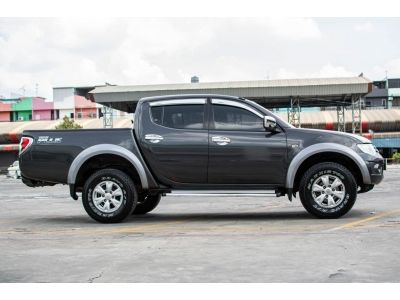 MITSUBUSHI TRITON PLUS DOUBLE CAB 2.4 GLS รถบ้านมือเดียวแท้ๆ รุ่นเบนซิน สภาพสวยมากๆ รูปที่ 3