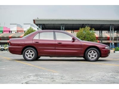 Mitsubishi Galant  Es 2.4 (2812) 2003 รูปที่ 3