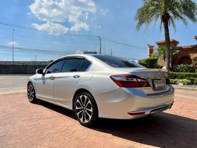 2016 HONDA ACCORD 2.0 EL รูปที่ 3