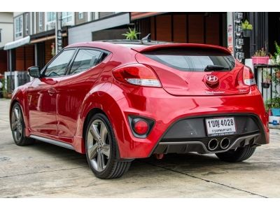 Hyundai Veloster 1.6 Sport 2016 A/T สีแดง (3 ประตู) รูปที่ 3