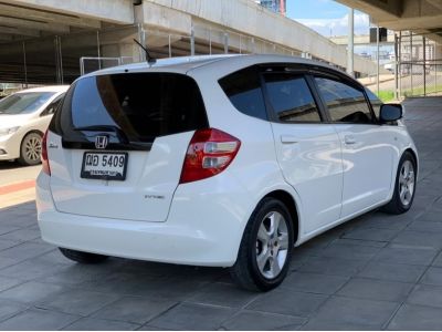 2009 Honda Jazz 1.5 V i-VTEC Hatchback รูปที่ 3