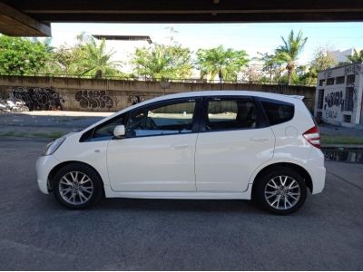 HONDA  JAZZ  ปี 2010 รูปที่ 3