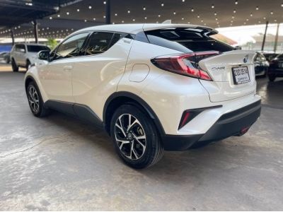 Toyota CHR 1.8 HV Hi Top 2019 สีขาว รูปที่ 3